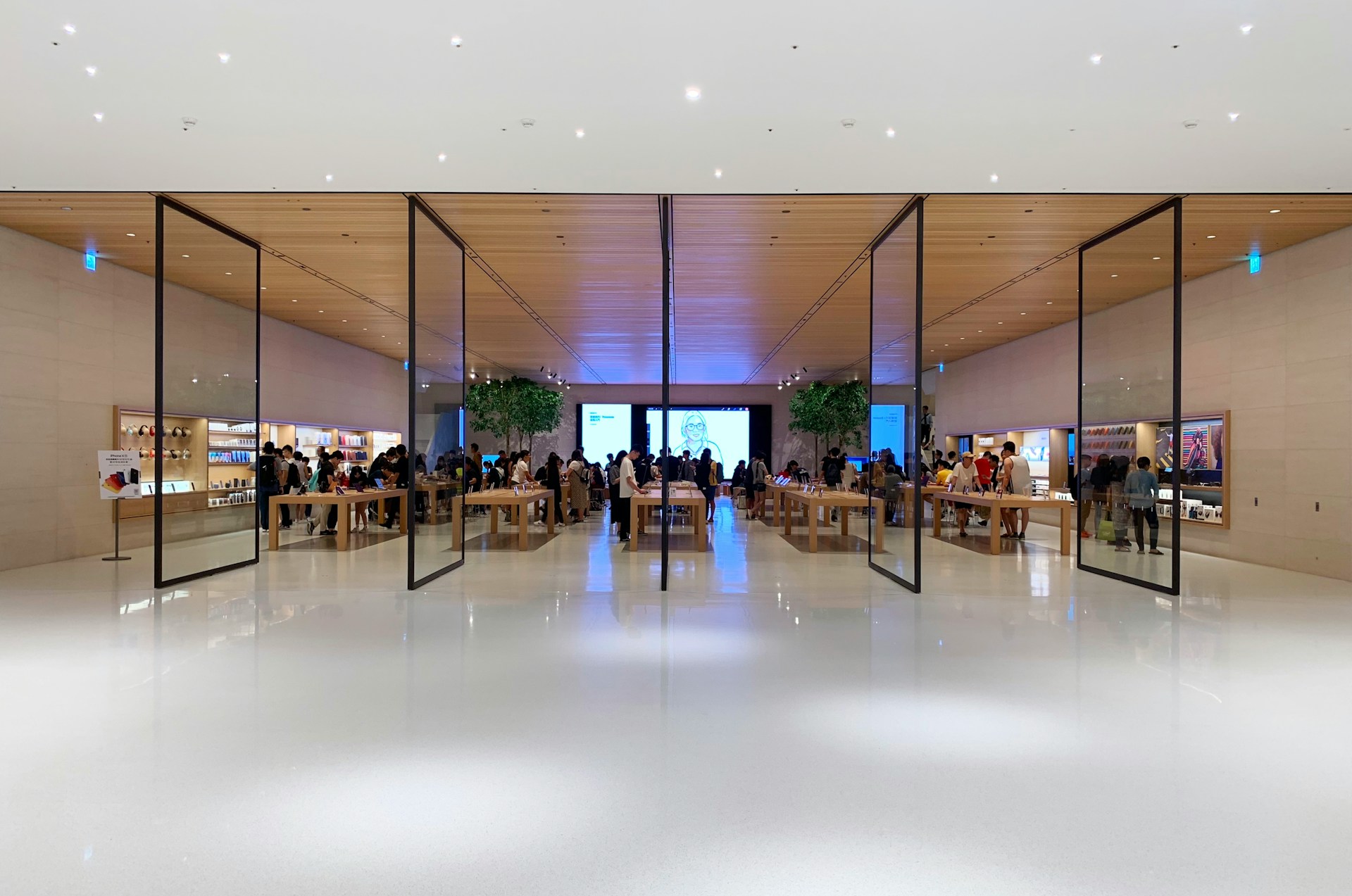 Seattle Retail Market Holds Steady in Q1 2026 as Vacancy Creeps Higher ...